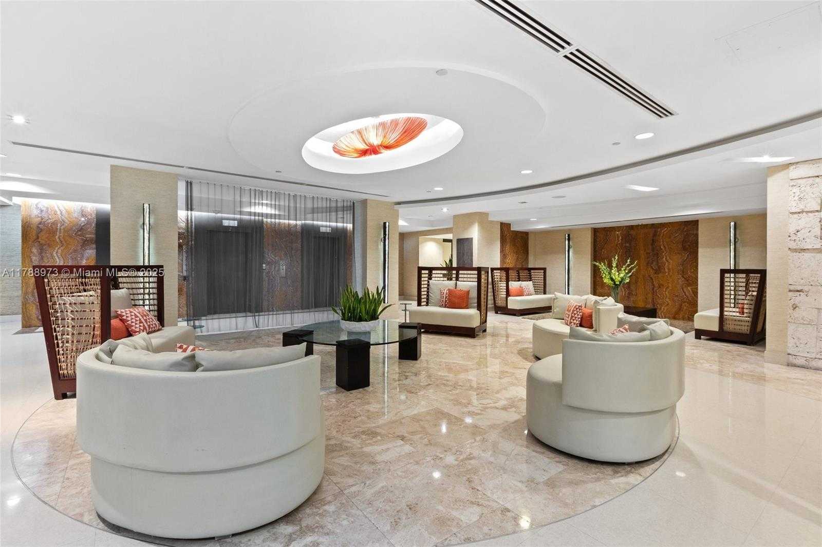 Small Image of 2555 COLLINS AVE #805, Miami Beach Number 27