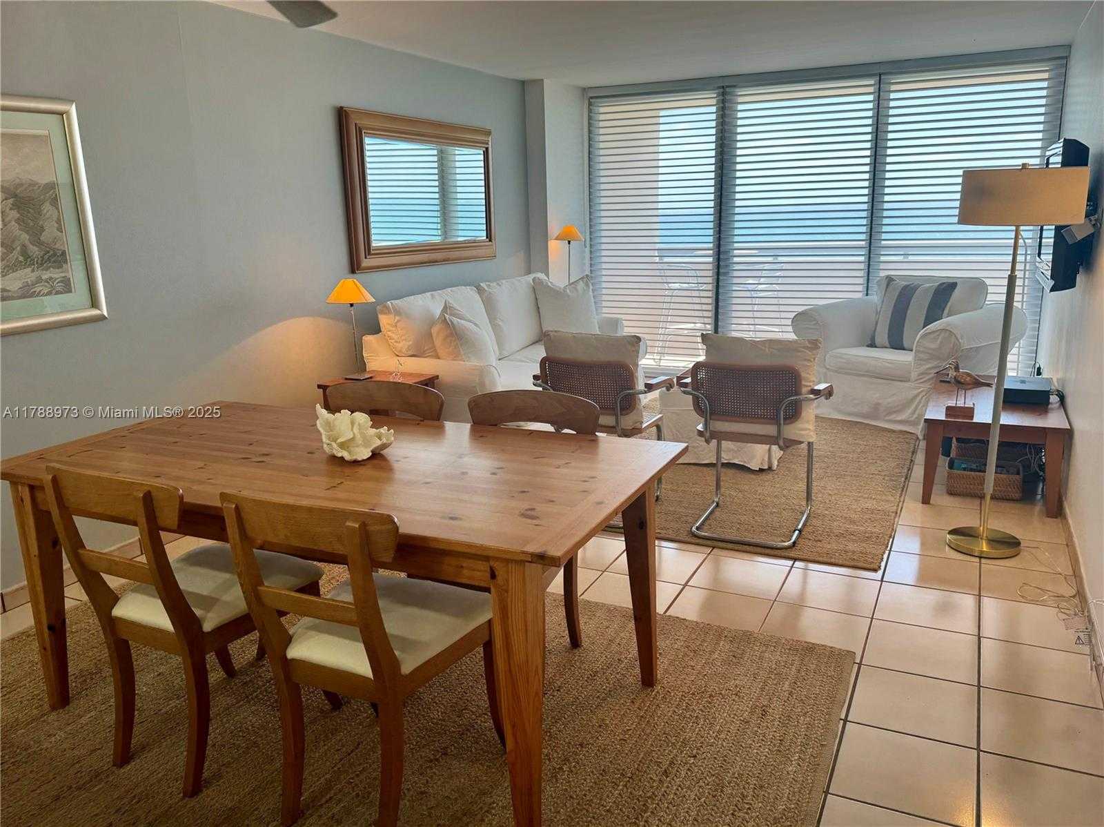 Small Image of 2555 COLLINS AVE #805, Miami Beach Number 6