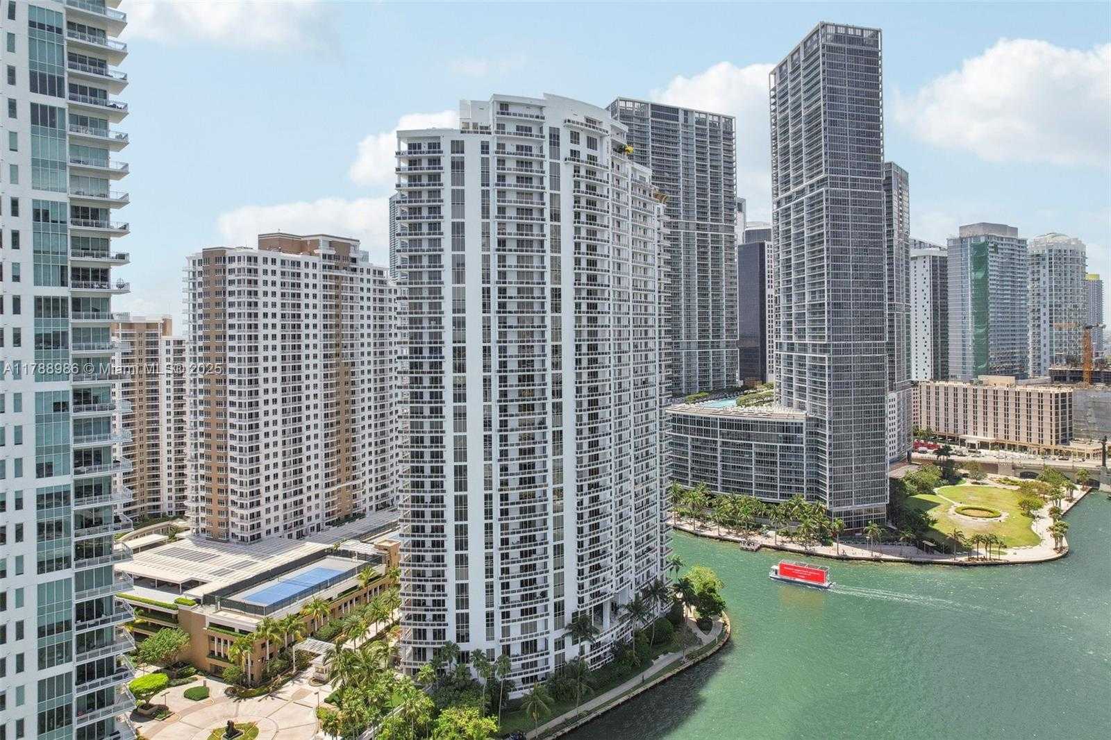 Small Image of 901 BRICKELL KEY BLVD #1009, Miami Number 23