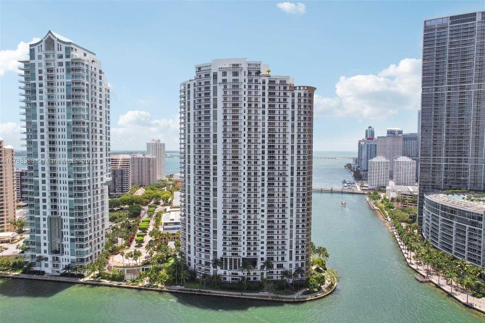 Small Image of 901 BRICKELL KEY BLVD #1009, Miami Number 27