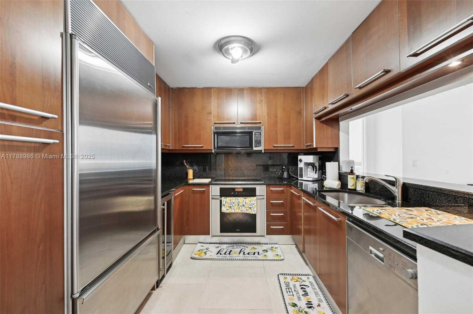 Small Image of 901 BRICKELL KEY BLVD #1009, Miami Number 6
