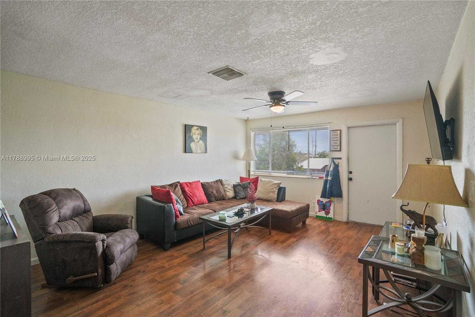 Small Image of 2175 NORTH EAST 56TH ST #210, Fort Lauderdale Number 4