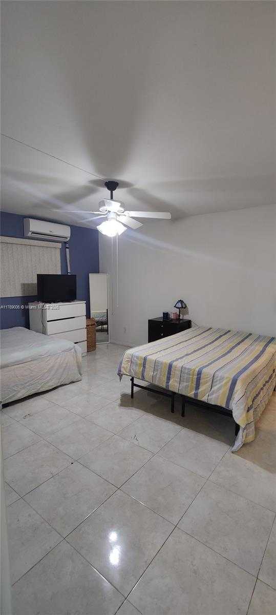 Small Image of 1540 NORTH EAST 191ST ST #122, Miami Number 15