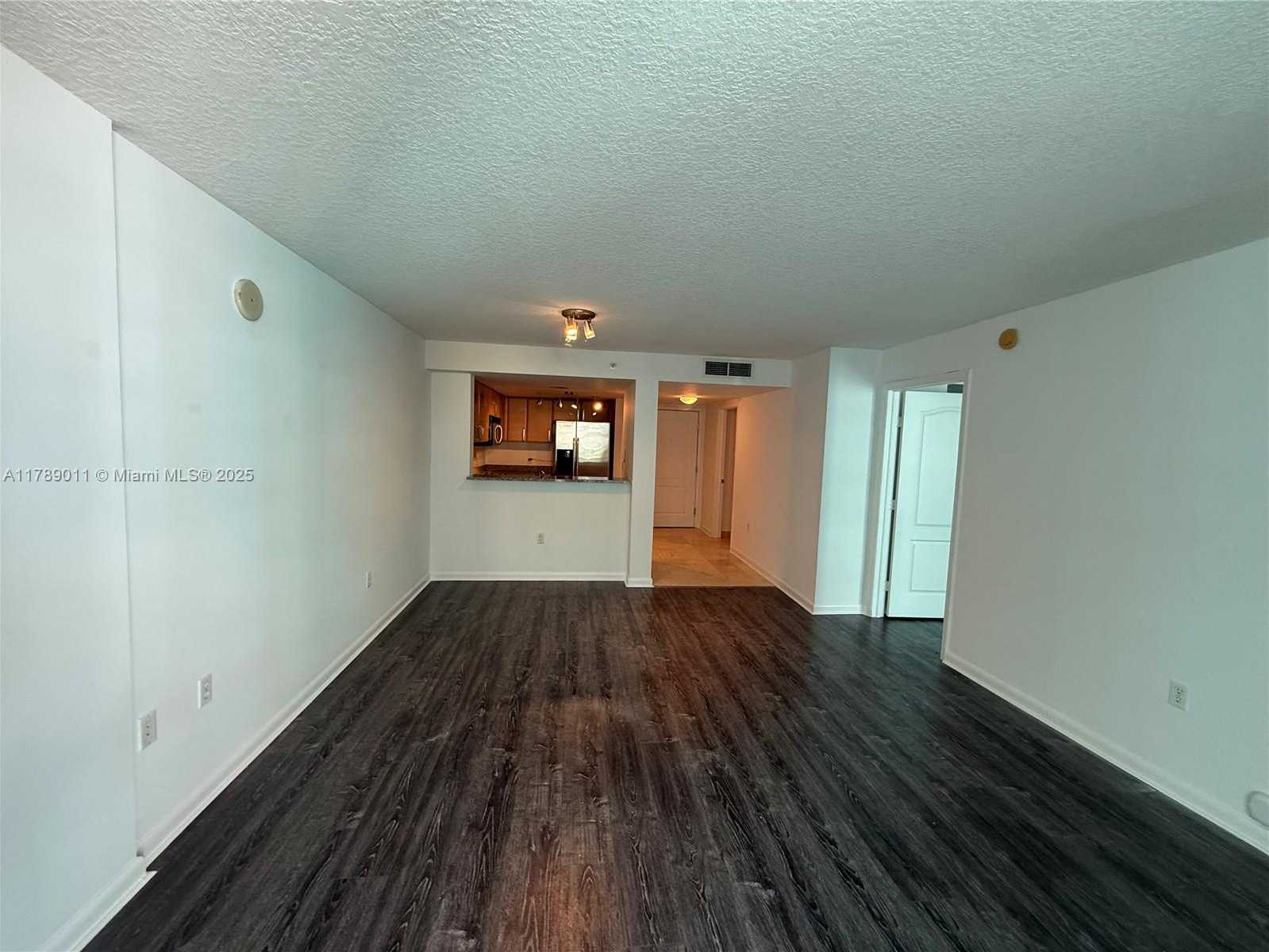 Small Image of 2101 BRICKELL AVE #1002, Miami Number 14