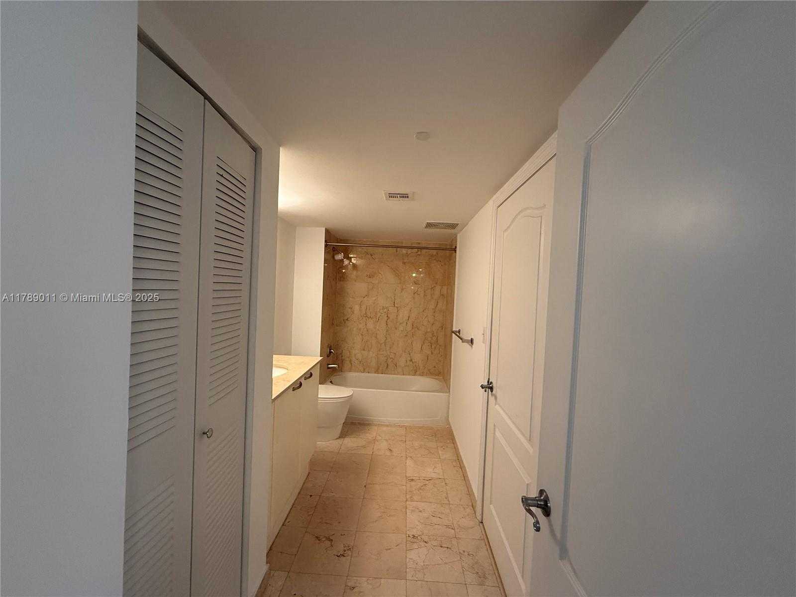 Small Image of 2101 BRICKELL AVE #1002, Miami Number 8