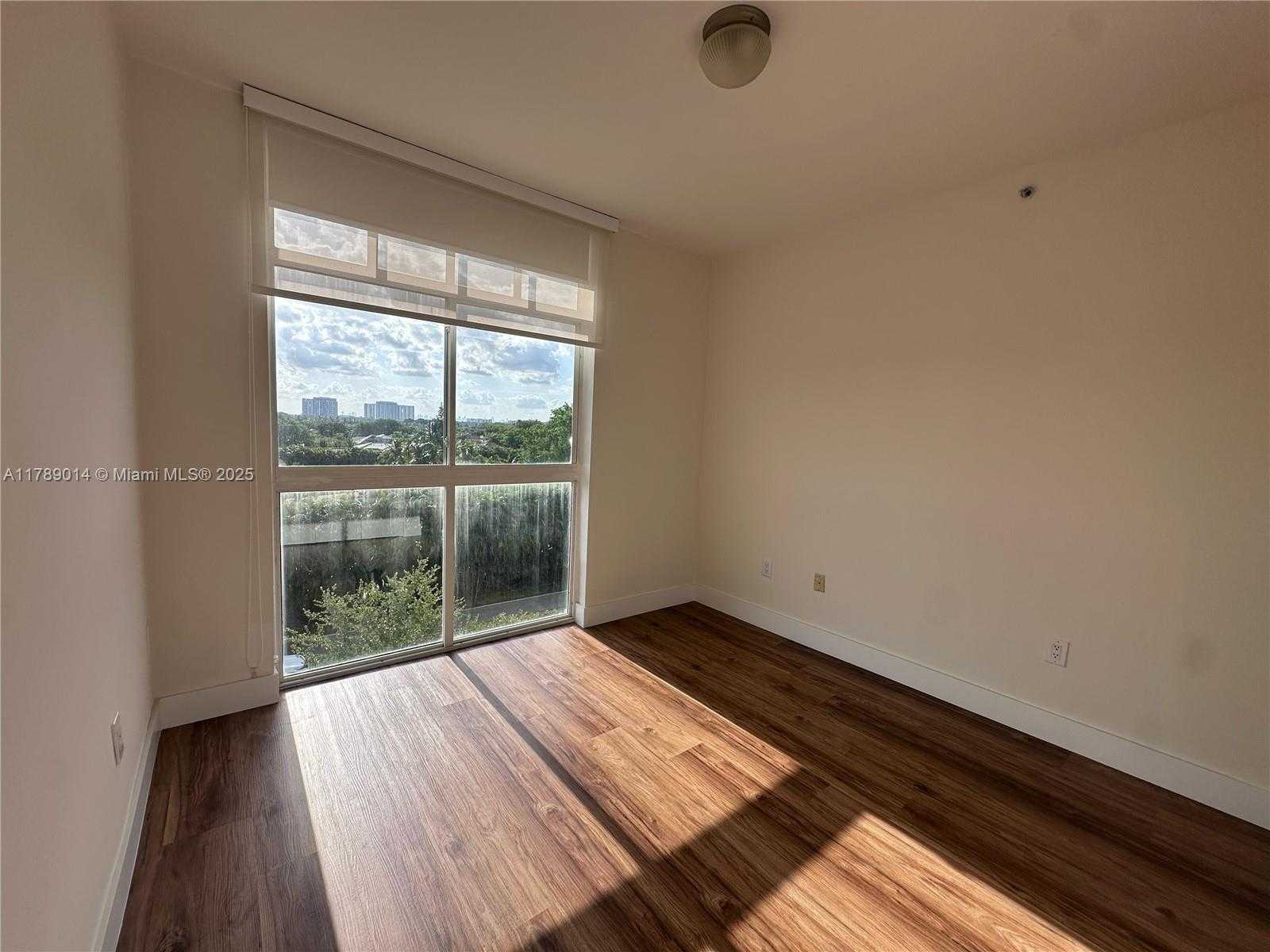 Small Image of 9725 NORTH WEST 52ND ST #515, Doral Number 31
