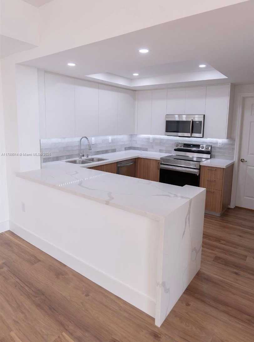 Small Image of 9725 NORTH WEST 52ND ST #515, Doral Number 44