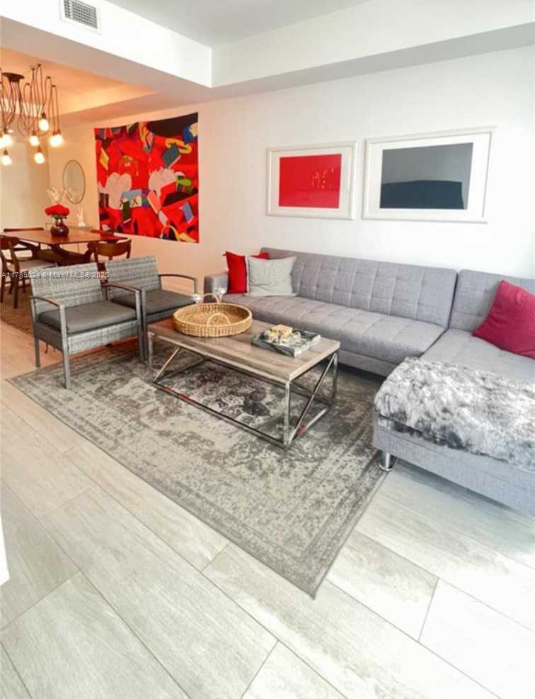 Small Image of 55 SOUTH WEST 9TH ST #2509, Miami Number 4
