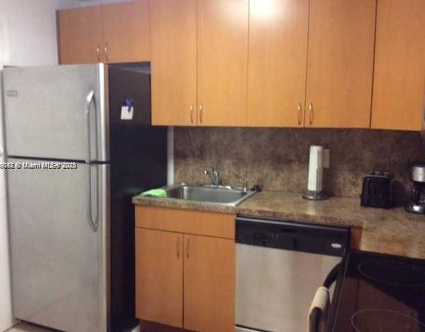 Small Image of 200 178TH DR #504, Sunny Isles Beach Number 2