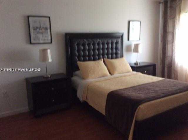 Small Image of 200 178TH DR #504, Sunny Isles Beach Number 3