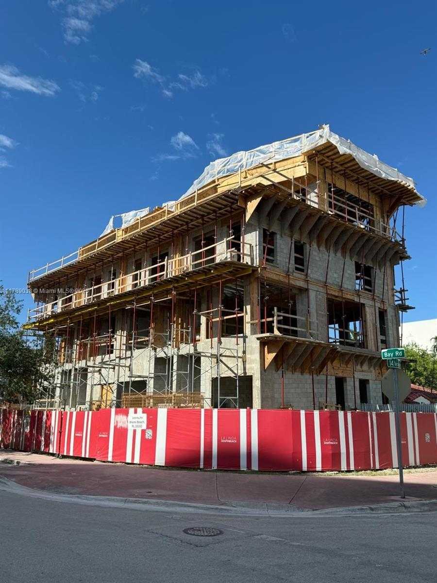 Small Image of 1425 BAY RD, Miami Beach Number 15