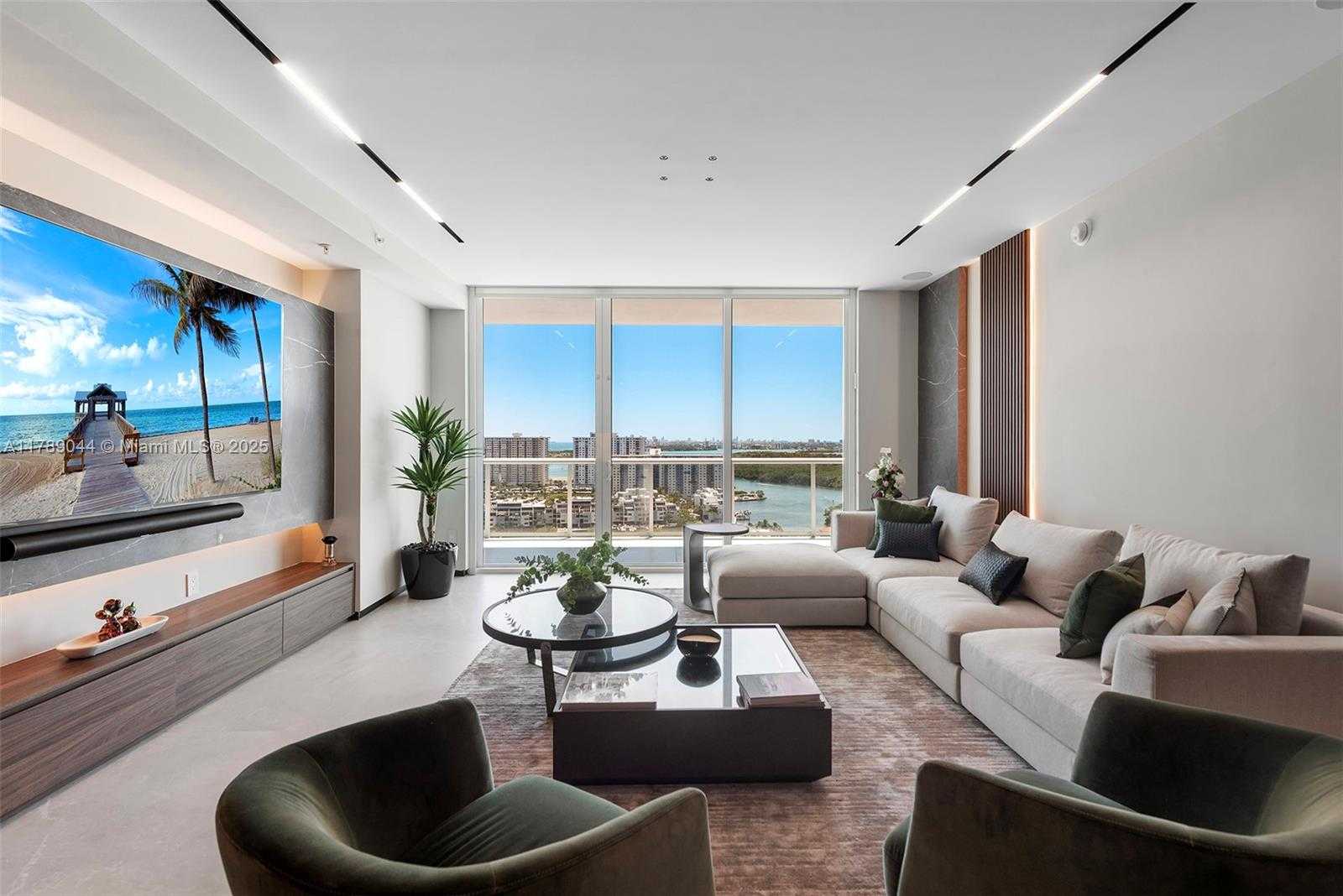 Small Image of 400 #PH-03, Sunny Isles Beach Number 12