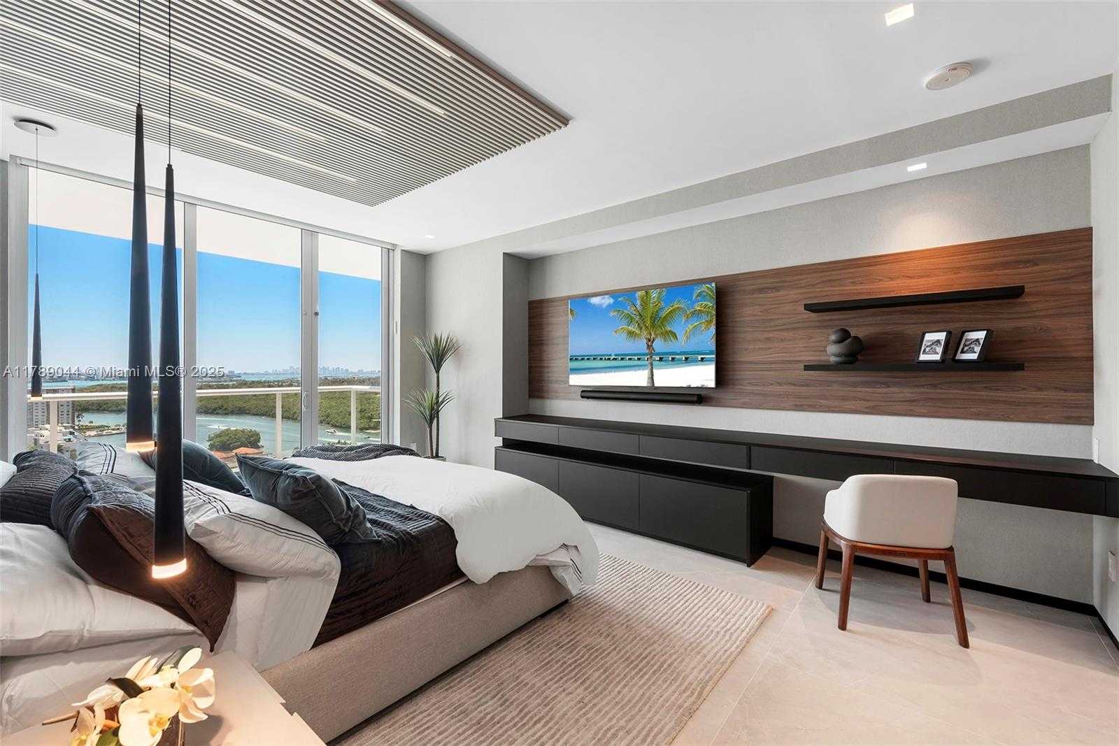Small Image of 400 #PH-03, Sunny Isles Beach Number 15