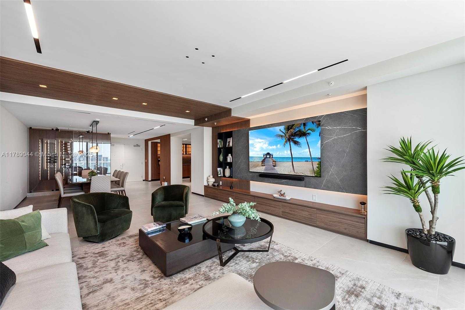 Small Image of 400 #PH-03, Sunny Isles Beach Number 23