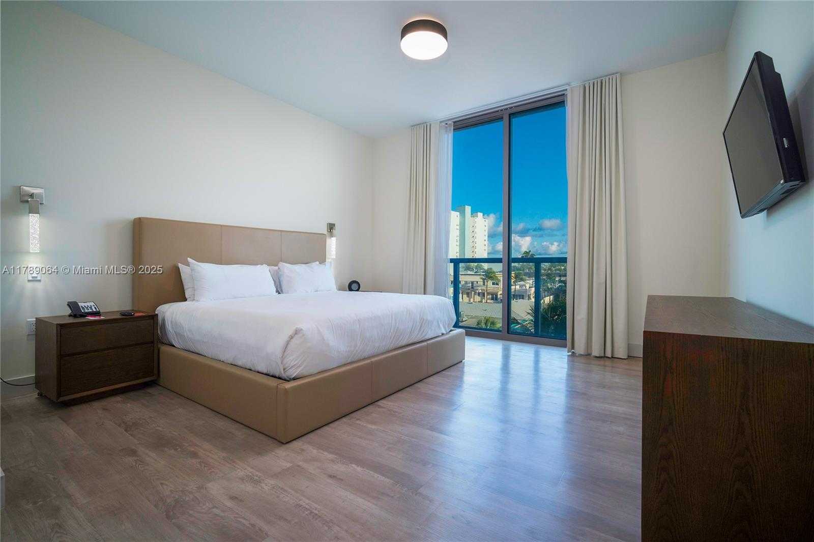 Small Image of 777 NORTH OCEAN DR #S323, Hollywood Number 40