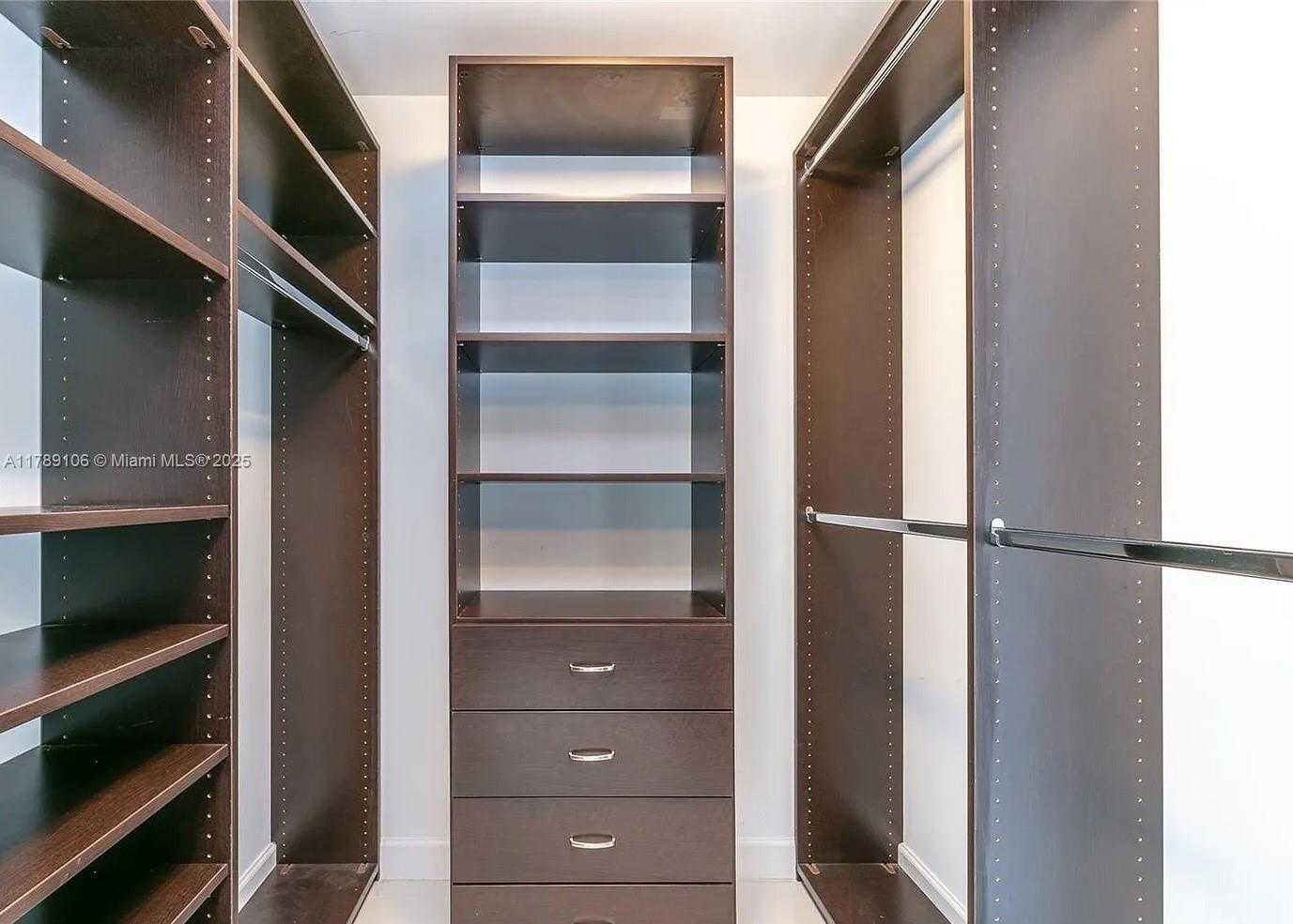 Small Image of 495 BRICKELL AVE #703, Miami Number 15