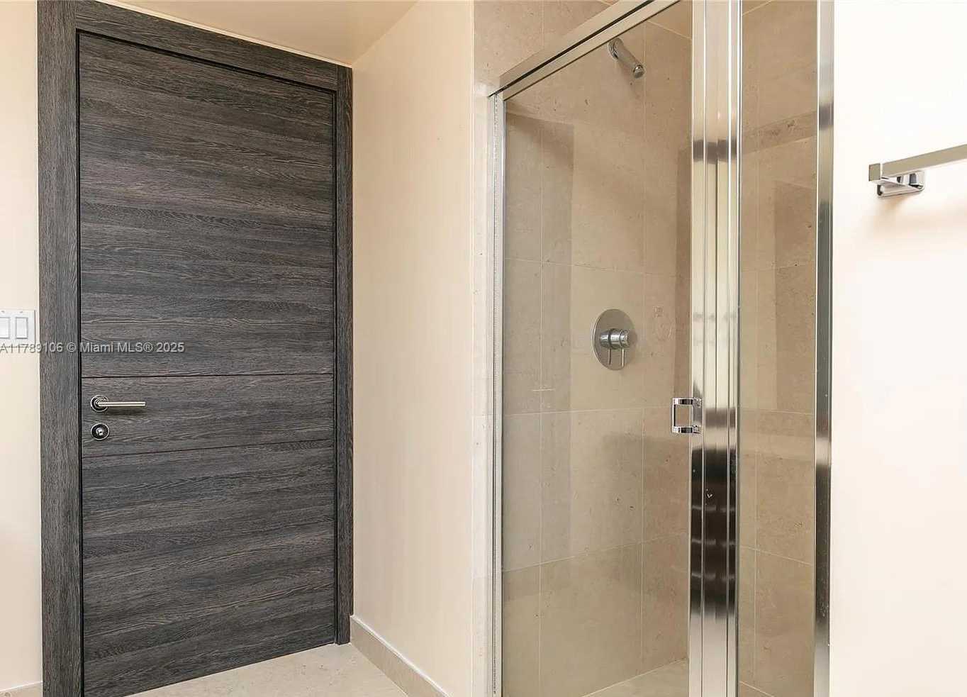 Small Image of 495 BRICKELL AVE #703, Miami Number 19