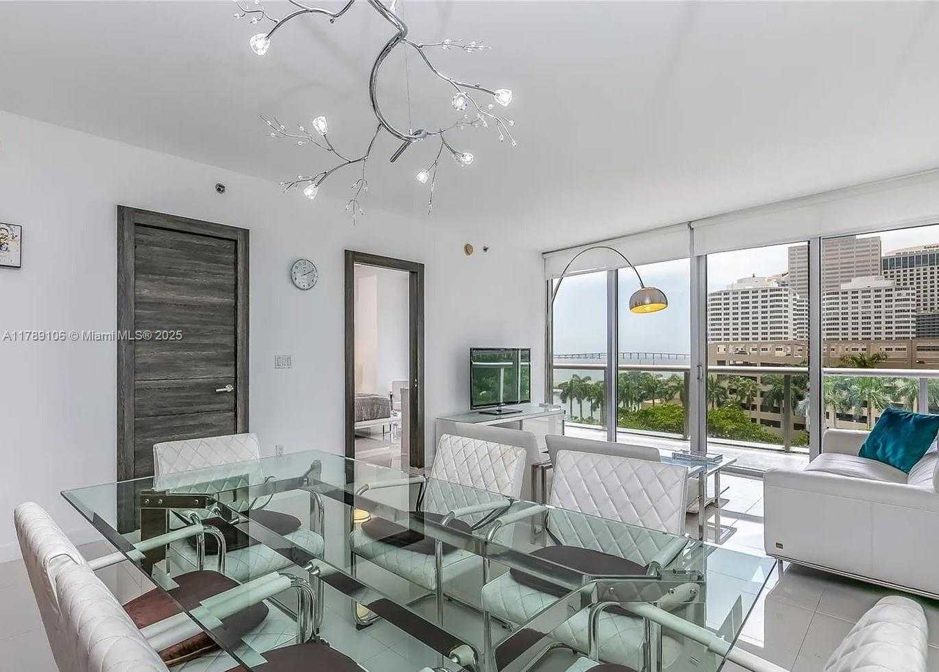 Small Image of 495 BRICKELL AVE #703, Miami Number 3