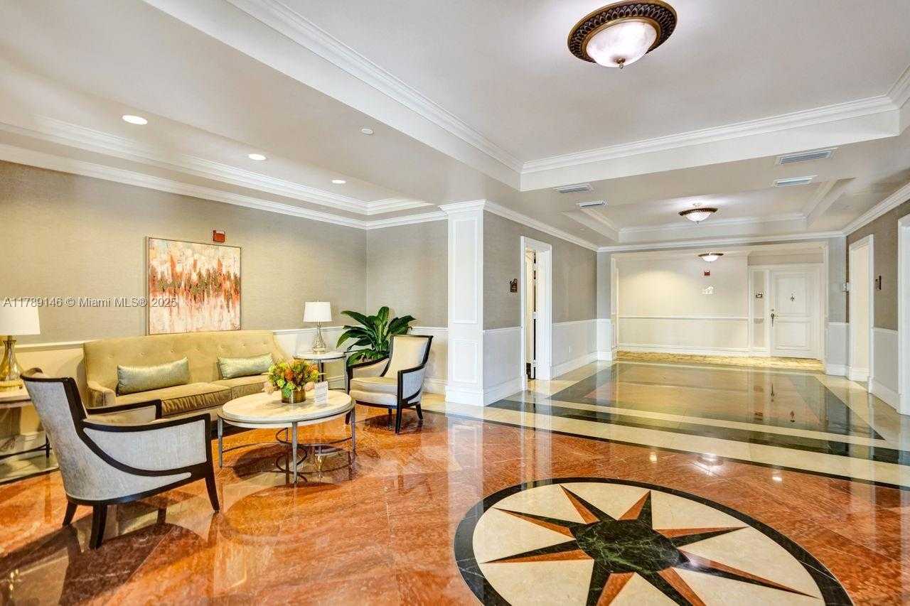 Small Image of 16101 EMERALD ESTATES DR #342, Weston Number 21