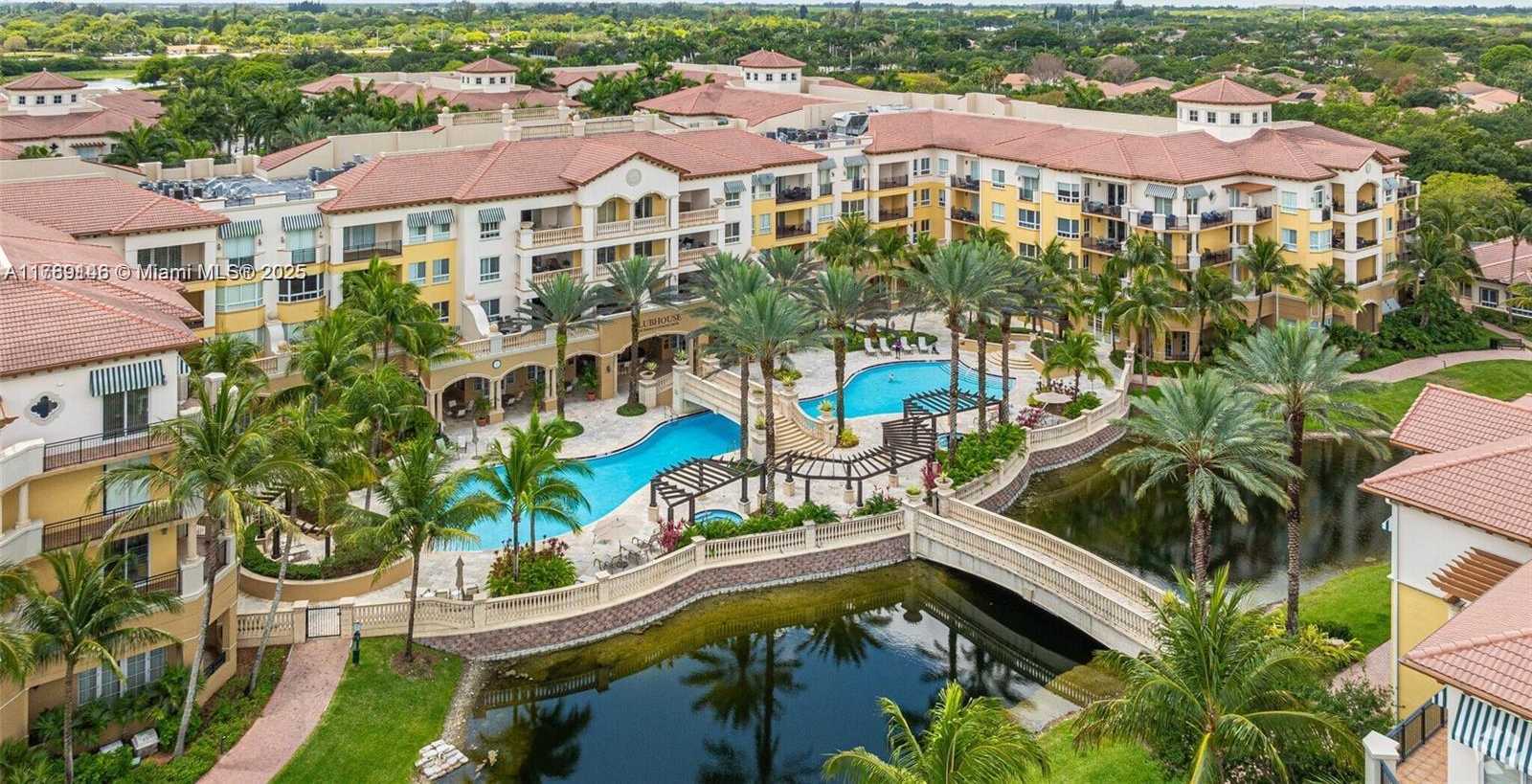 Small Image of 16101 EMERALD ESTATES DR #342, Weston Number 23