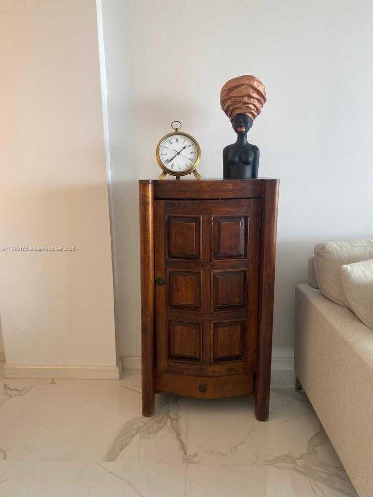 Small Image of 1450 BRICKELL BAY DR #1709, Miami Number 27