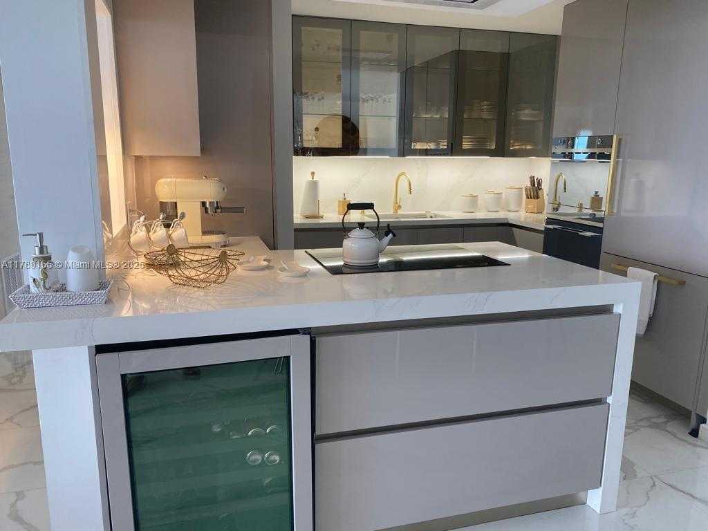 Small Image of 1450 BRICKELL BAY DR #1709, Miami Number 29