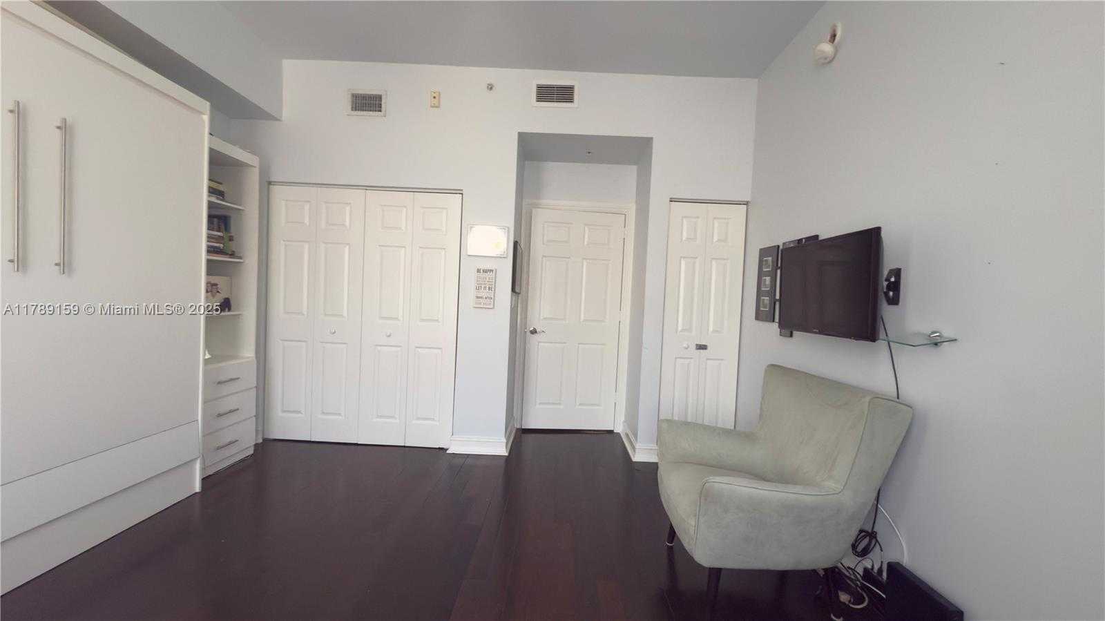 Small Image of 3001 NORTH EAST 185TH ST #532, Aventura Number 12