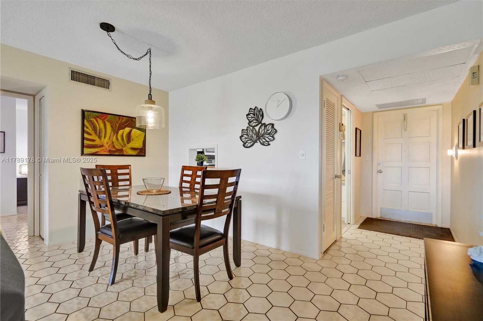 Small Image of 2671 SOUTH COURSE DR #409, Pompano Beach Number 18