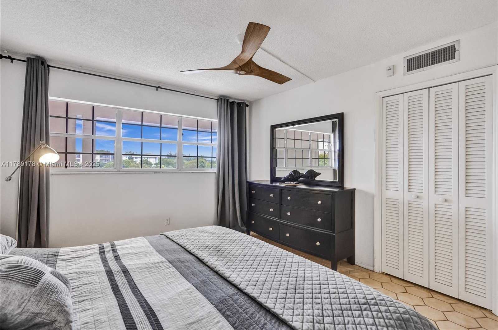 Small Image of 2671 SOUTH COURSE DR #409, Pompano Beach Number 34