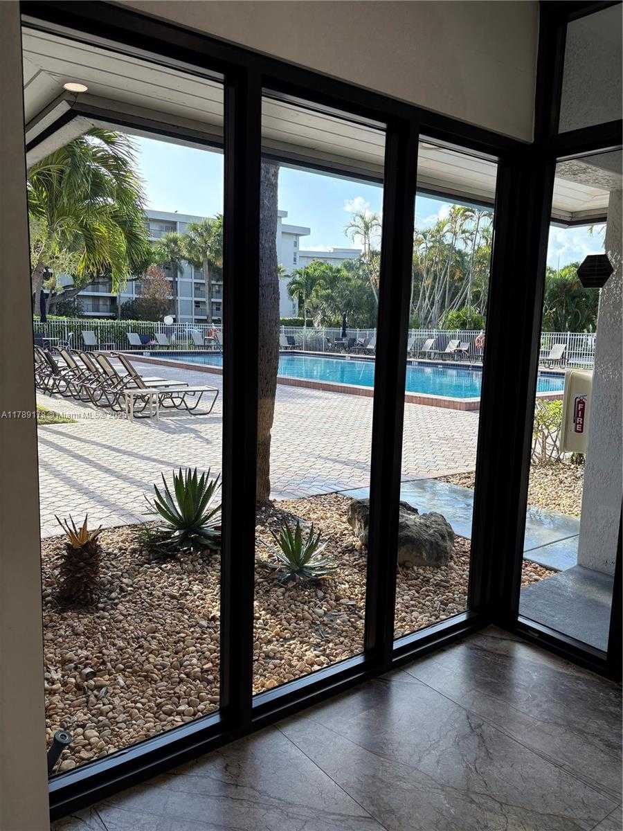 Small Image of 2671 SOUTH COURSE DR #409, Pompano Beach Number 41