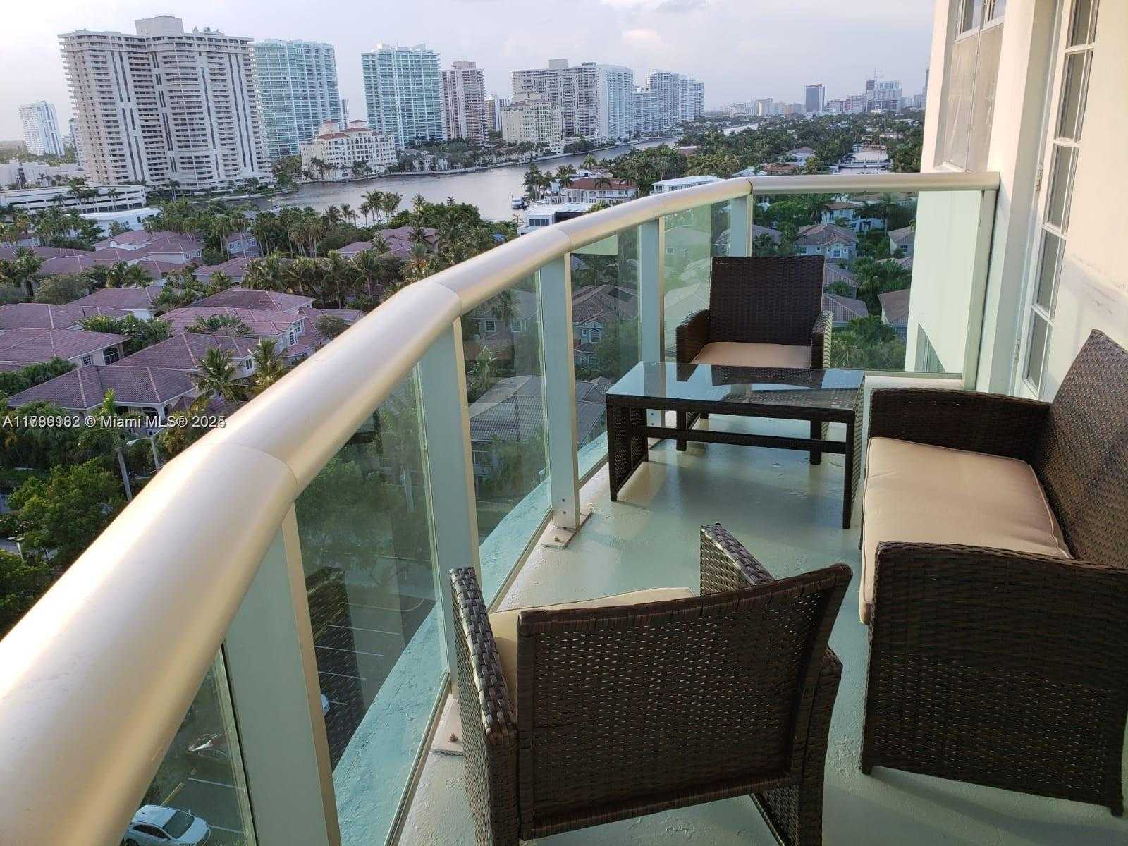 Small Image of 19370 COLLINS AVE #1216, Sunny Isles Beach Number 3