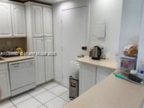 Small Image of 300 BAYVIEW DR #508, Sunny Isles Beach Number 11
