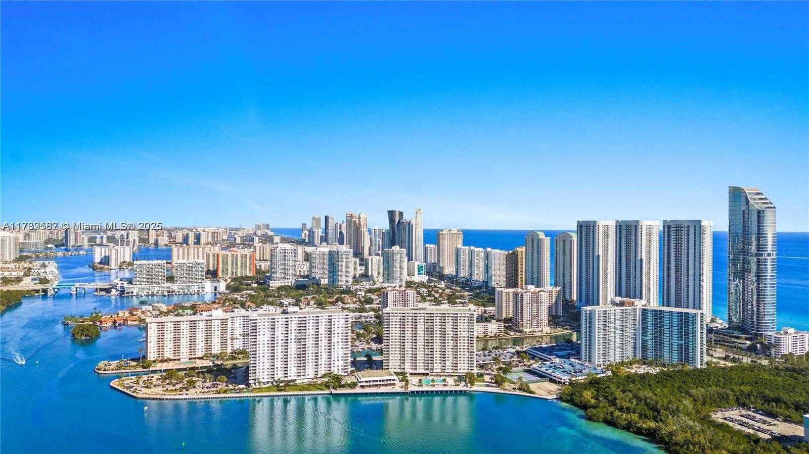 Small Image of 300 BAYVIEW DR #508, Sunny Isles Beach Number 35