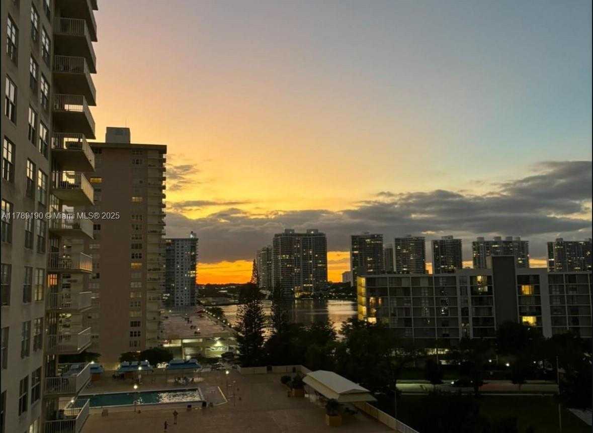 Small Image of 231 174TH ST #920, Sunny Isles Beach Number 8