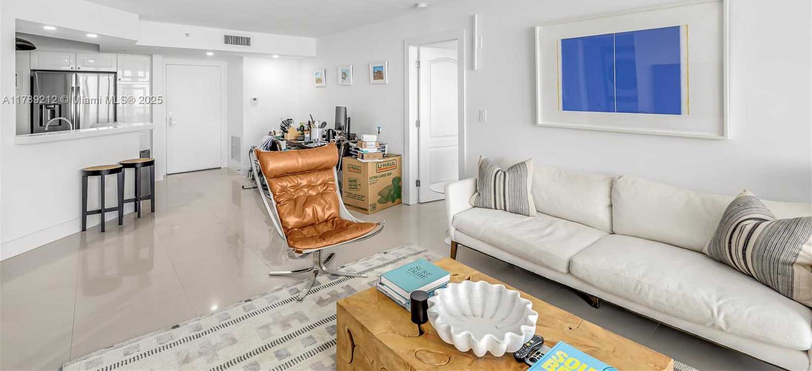 Small Image of 1800 SUNSET HARBOUR DR #2203, Miami Beach Number 11