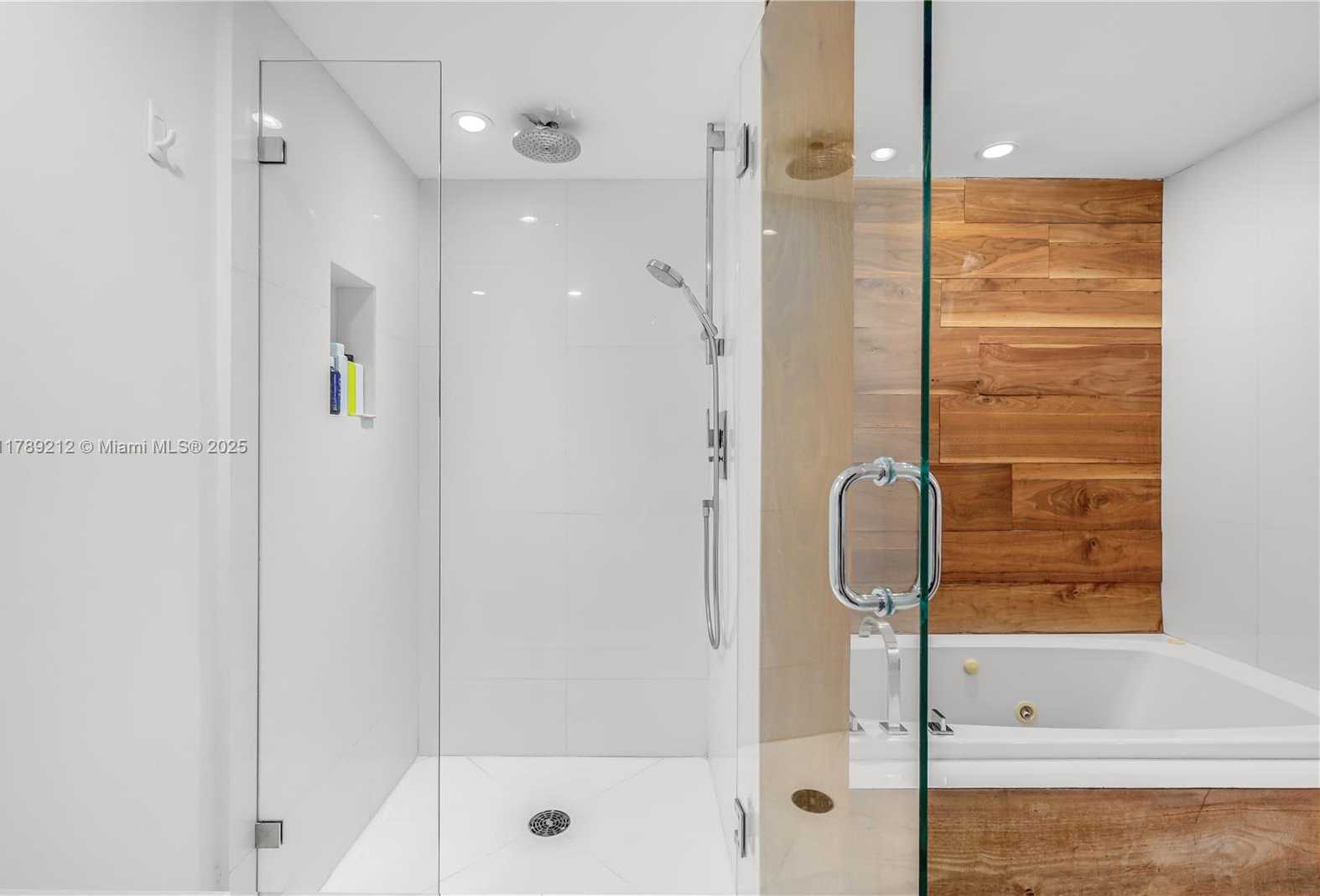 Small Image of 1800 SUNSET HARBOUR DR #2203, Miami Beach Number 20