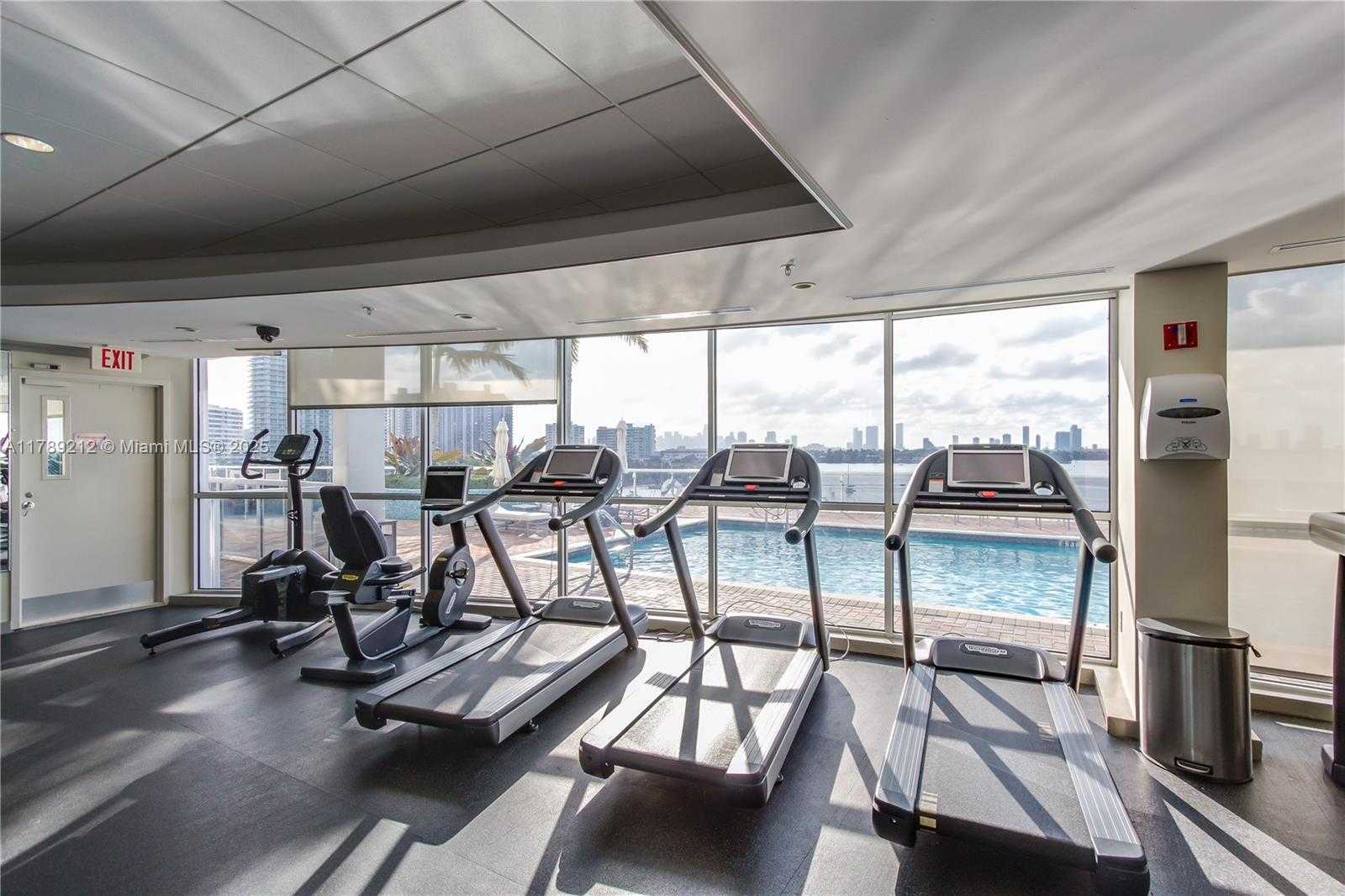 Small Image of 1800 SUNSET HARBOUR DR #2203, Miami Beach Number 31