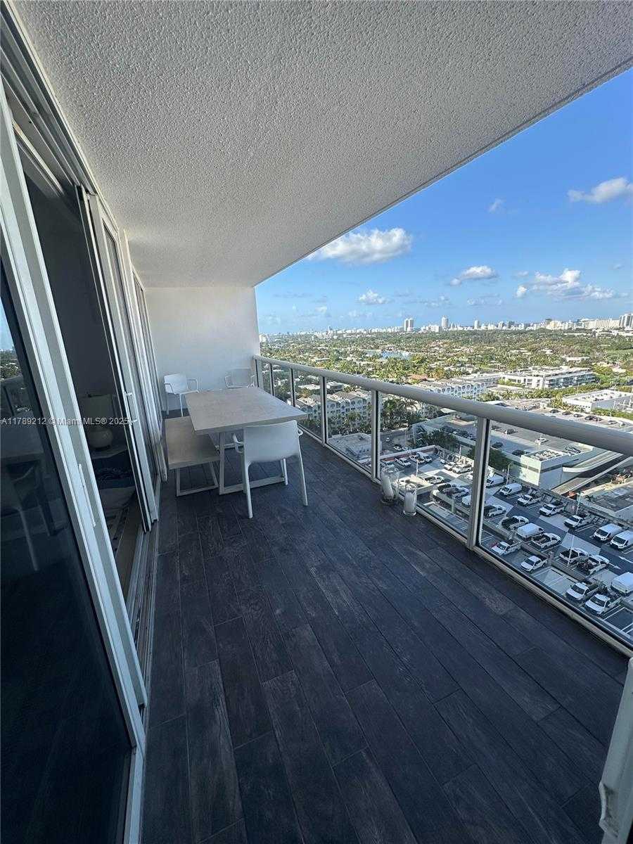 Small Image of 1800 SUNSET HARBOUR DR #2203, Miami Beach Number 44