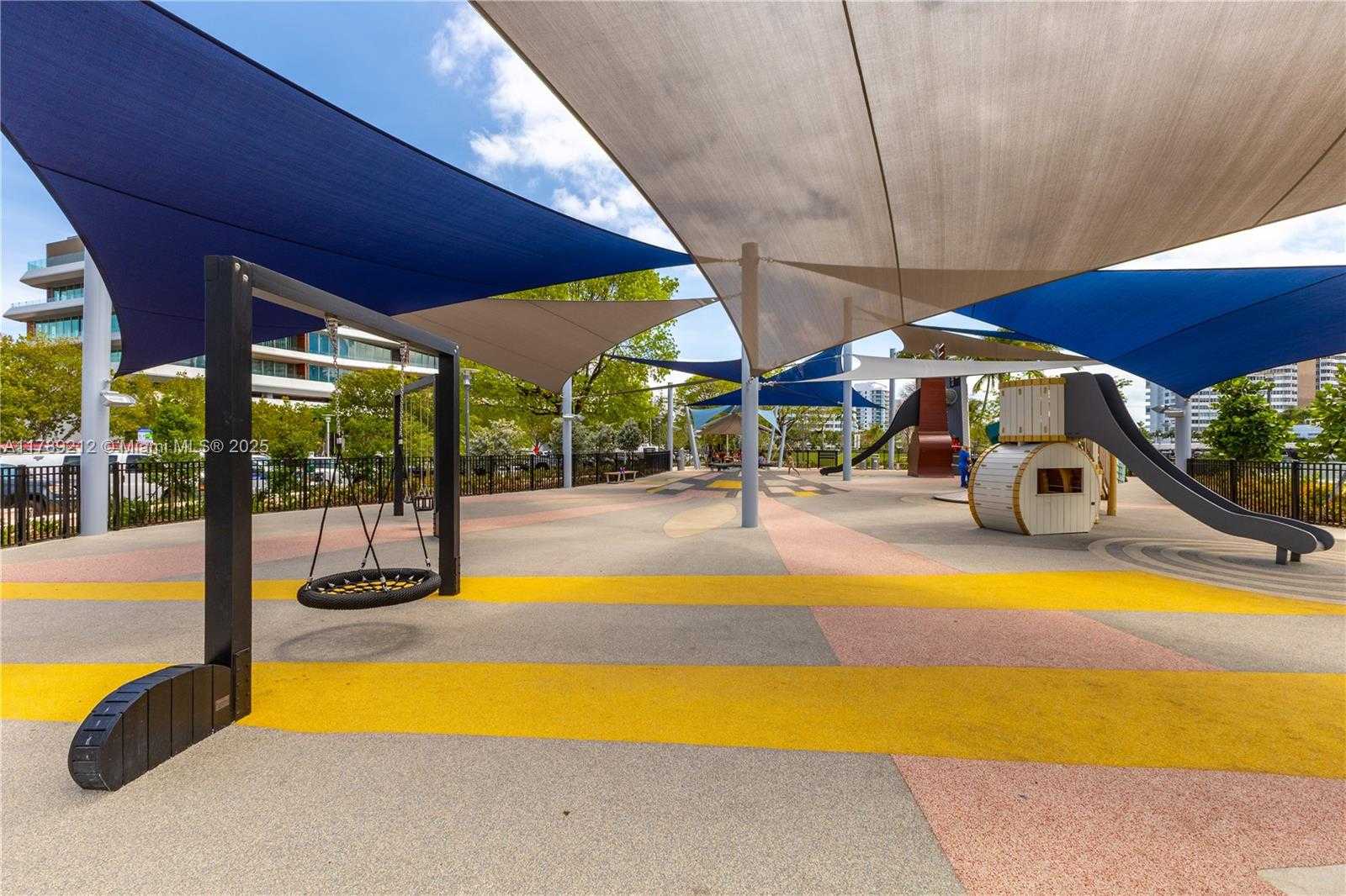 Small Image of 1800 SUNSET HARBOUR DR #2203, Miami Beach Number 49