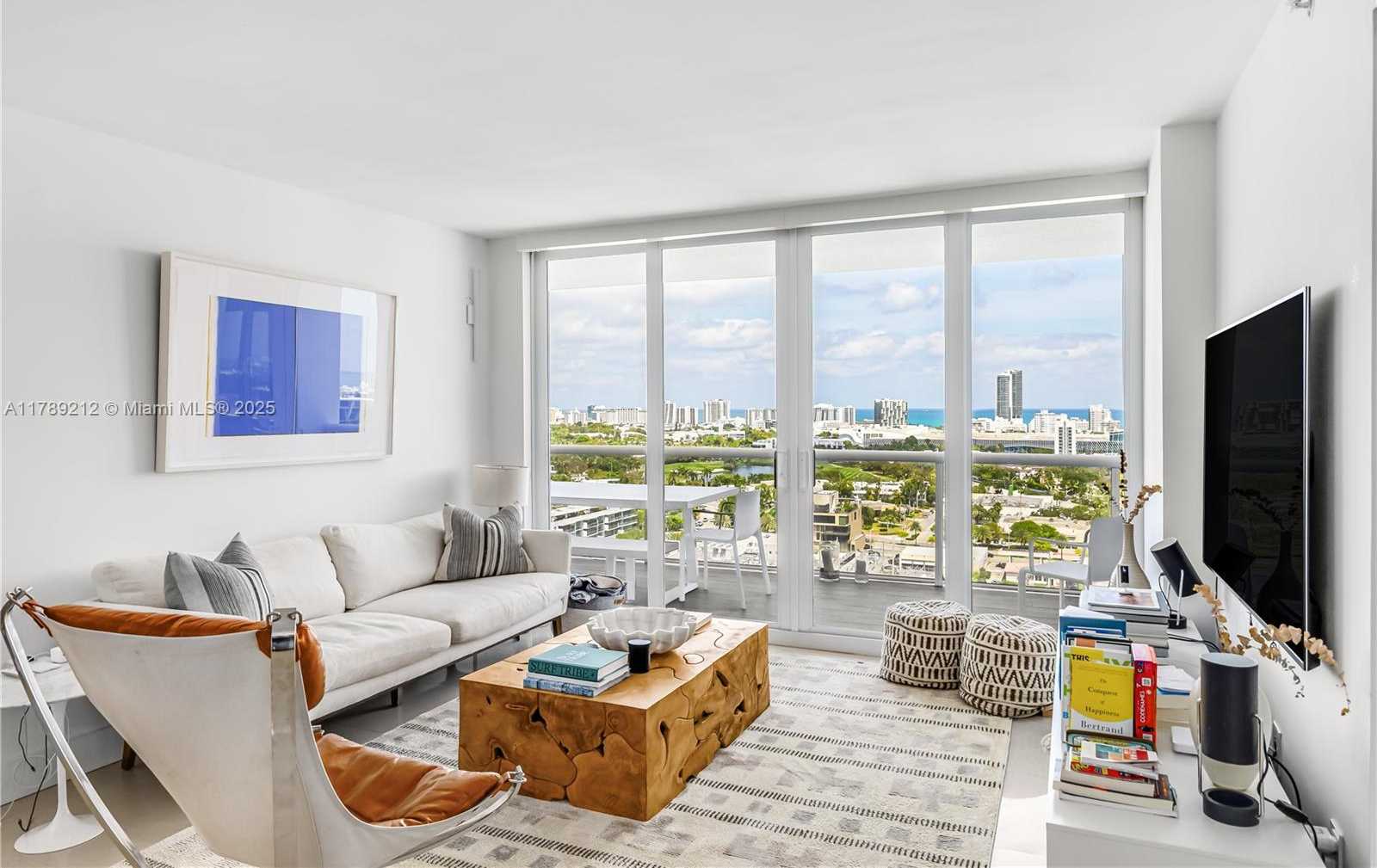 Small Image of 1800 SUNSET HARBOUR DR #2203, Miami Beach Number 9