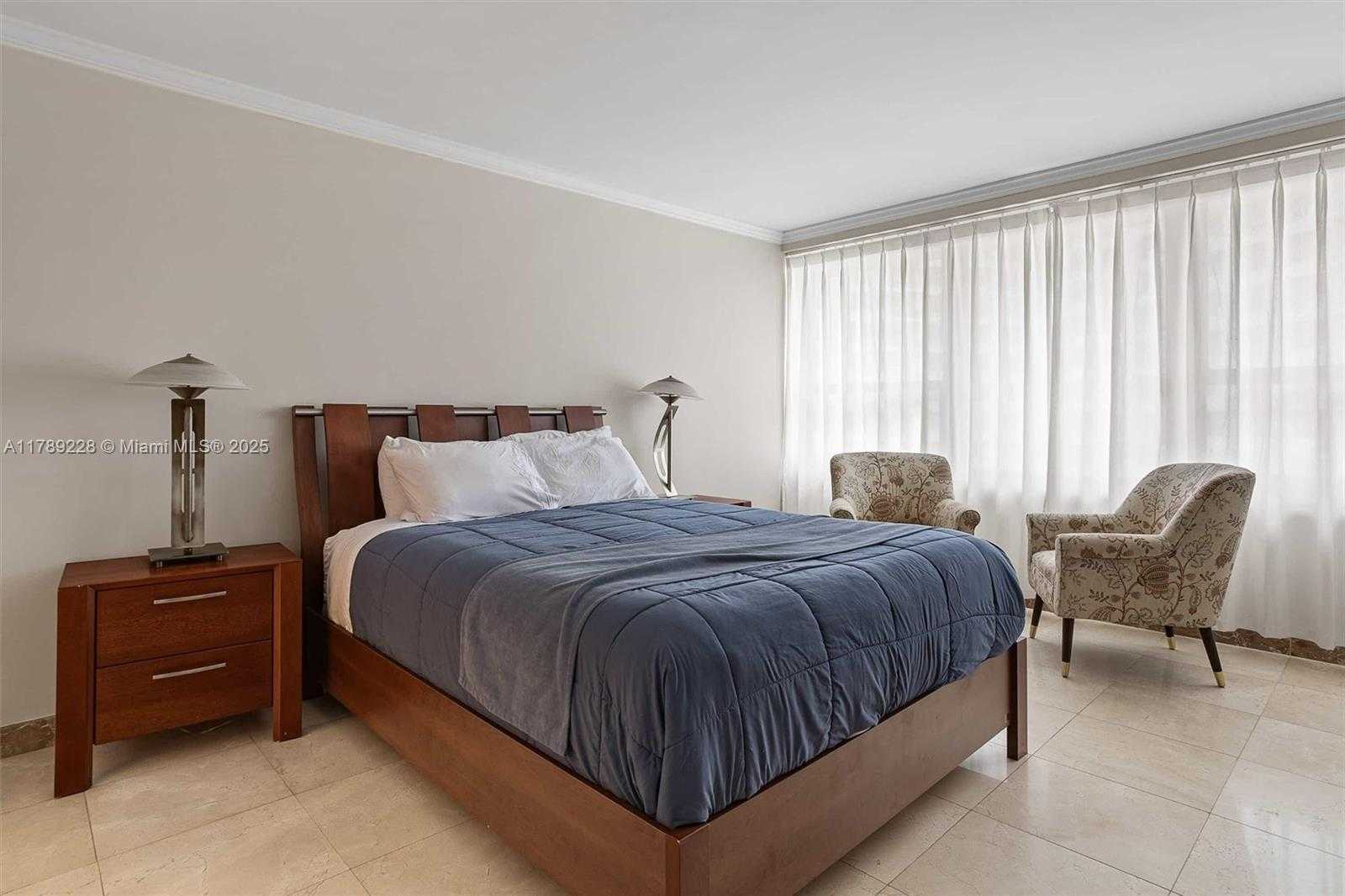 Small Image of 5225 COLLINS AVE #1117, Miami Beach Number 17