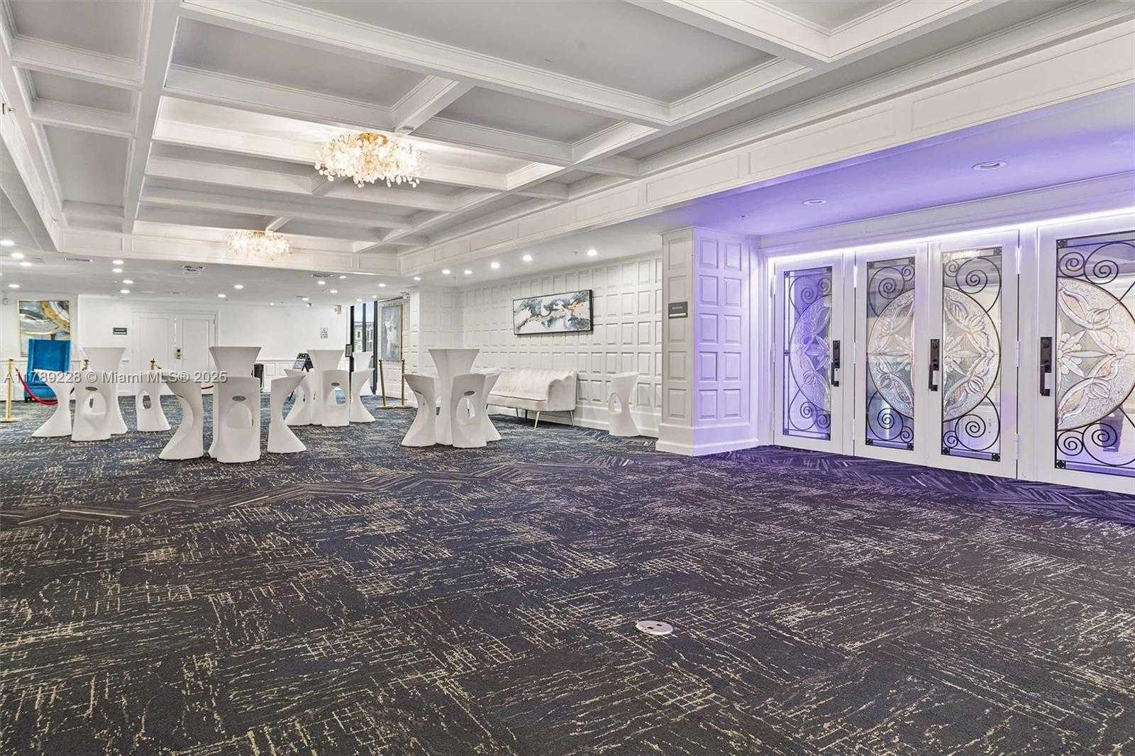 Small Image of 5225 COLLINS AVE #1117, Miami Beach Number 28