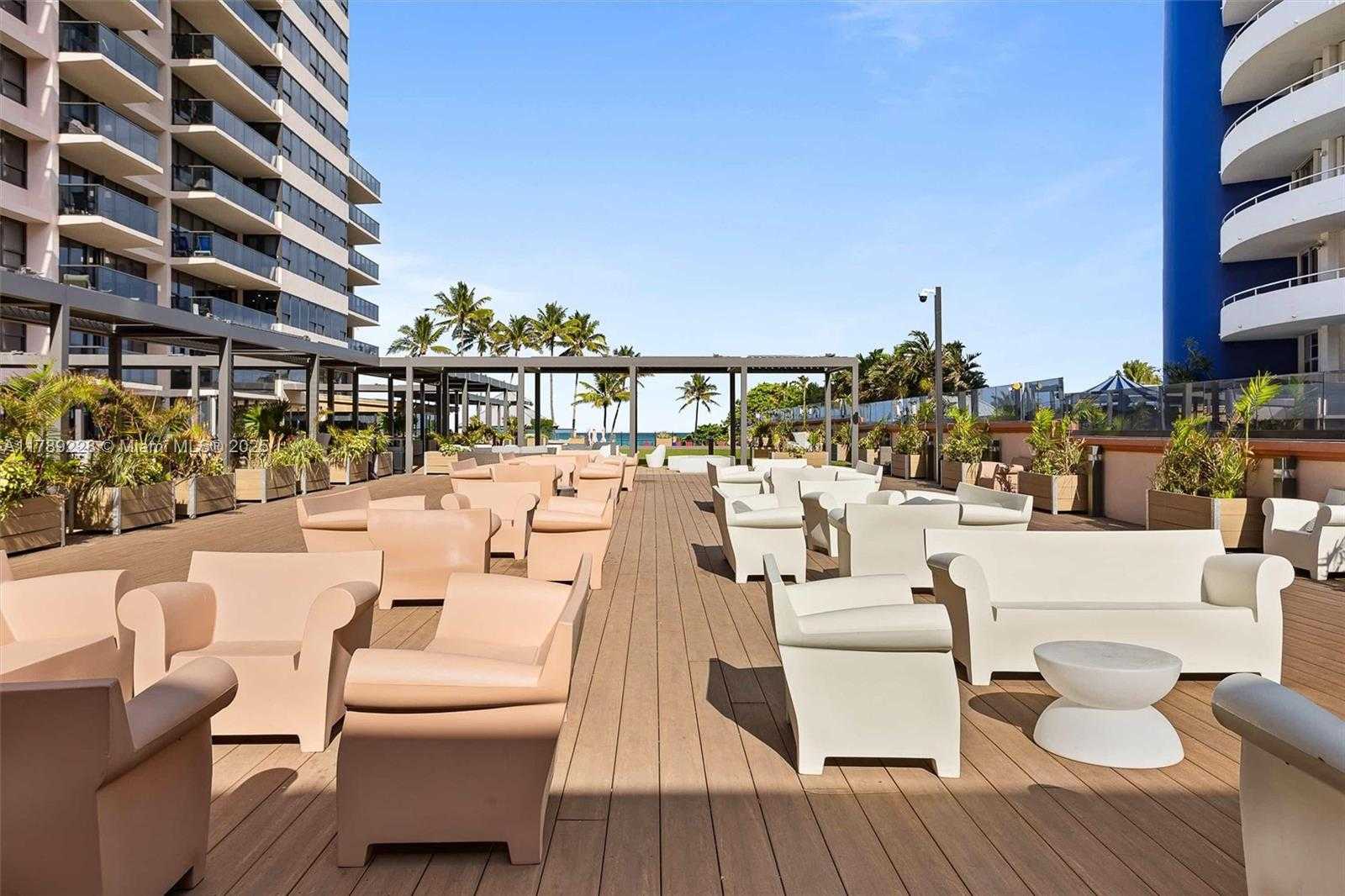 Small Image of 5225 COLLINS AVE #1117, Miami Beach Number 29