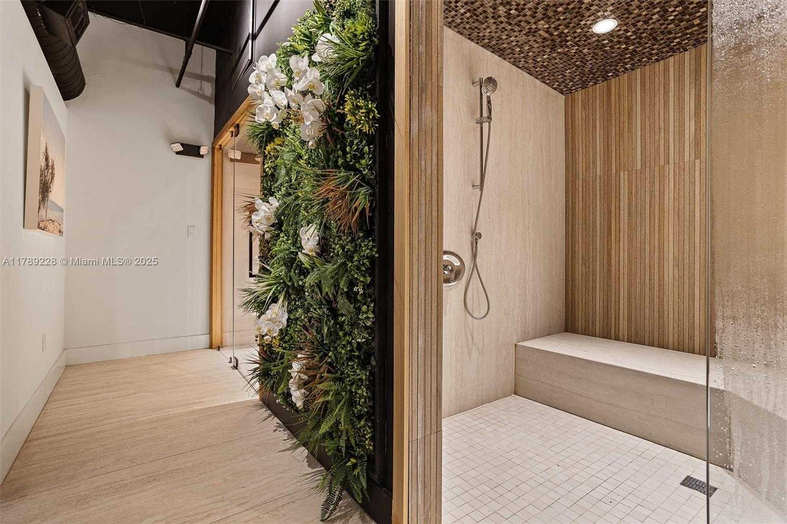 Small Image of 5225 COLLINS AVE #1117, Miami Beach Number 45