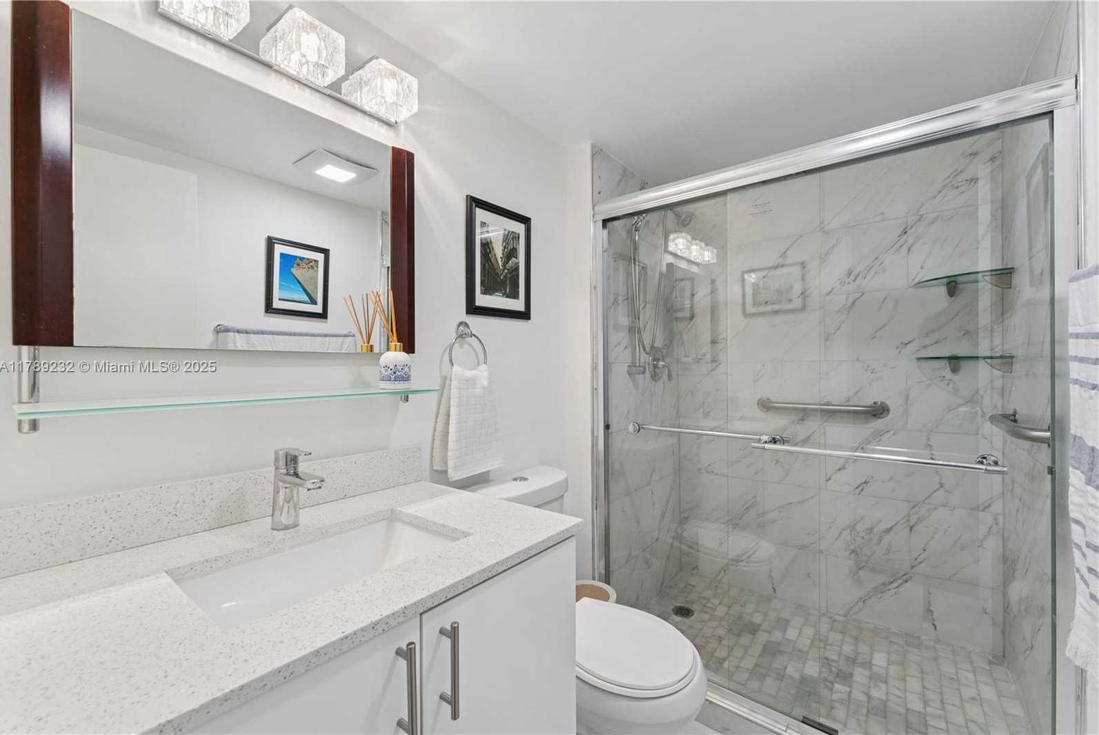 Small Image of 3101 NORTH COUNTRY CLUB DR #102, Aventura Number 12