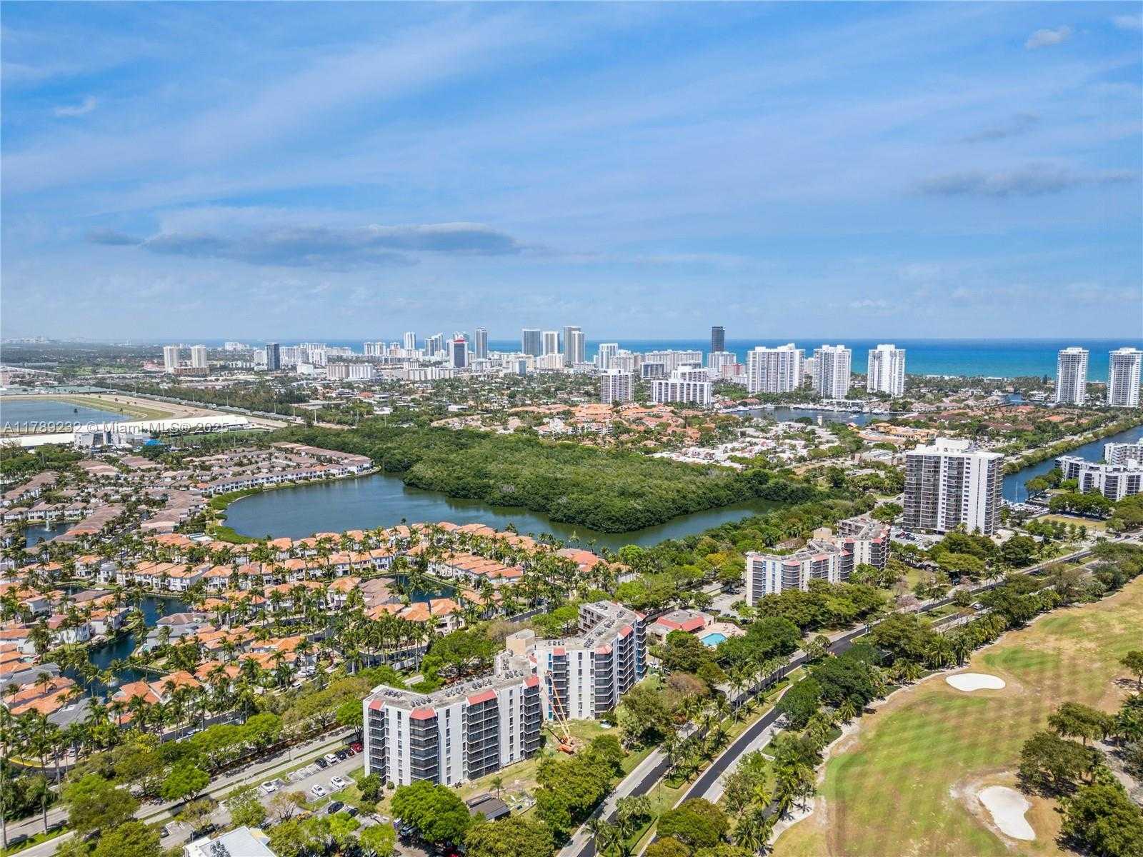 Small Image of 3101 NORTH COUNTRY CLUB DR #102, Aventura Number 24
