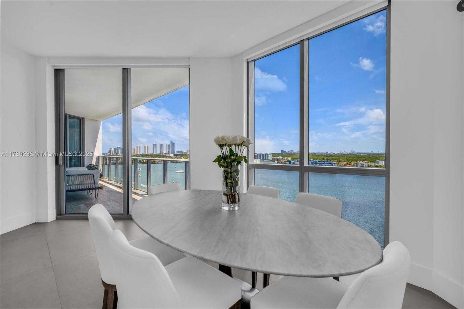 Small Image of 17111 BISCAYNE BLVD #1406, North Miami Beach Number 11