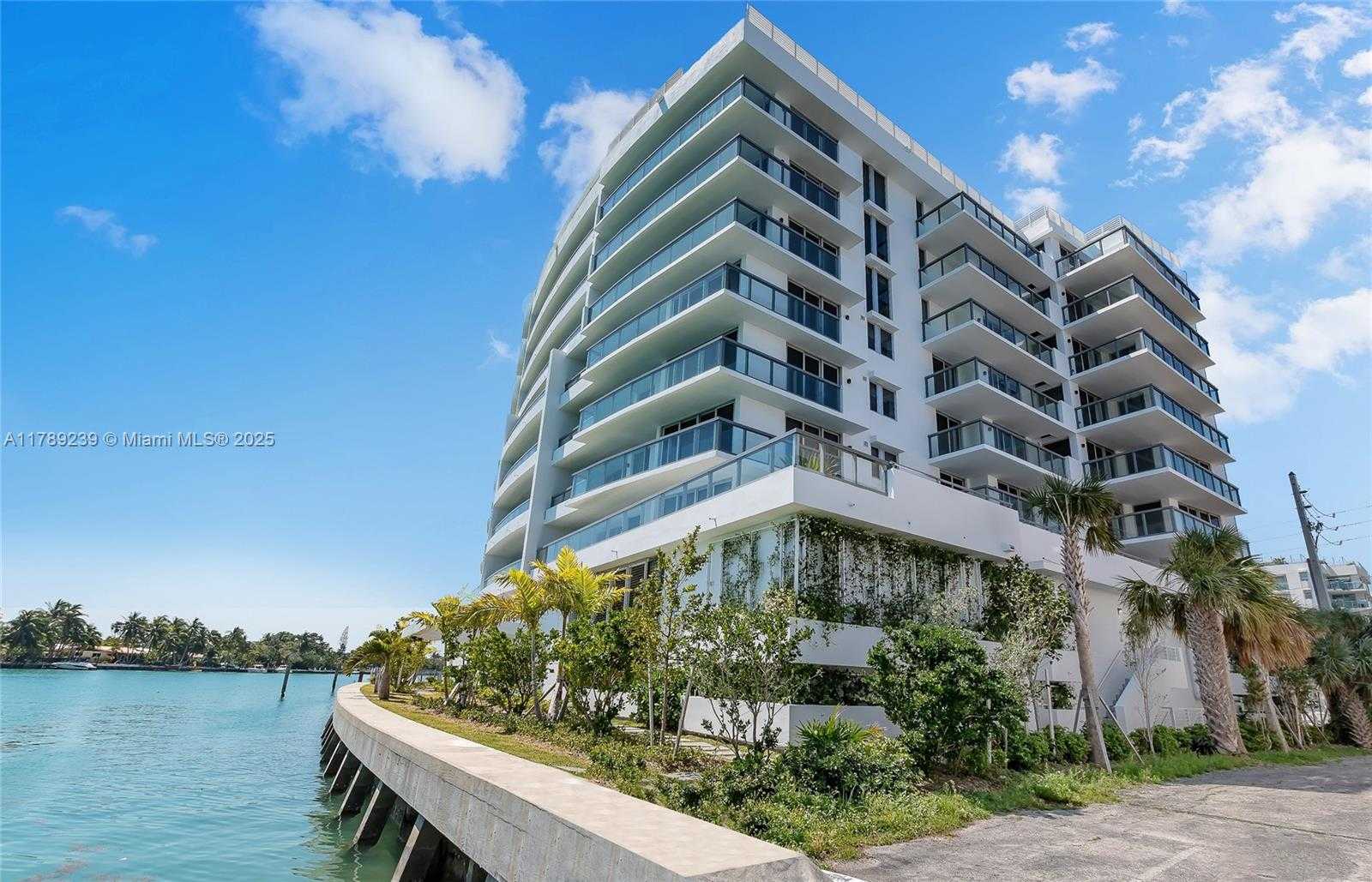 Small Image of 9261 EAST BAY HARBOR DR #606, Bay Harbor Islands Number 32