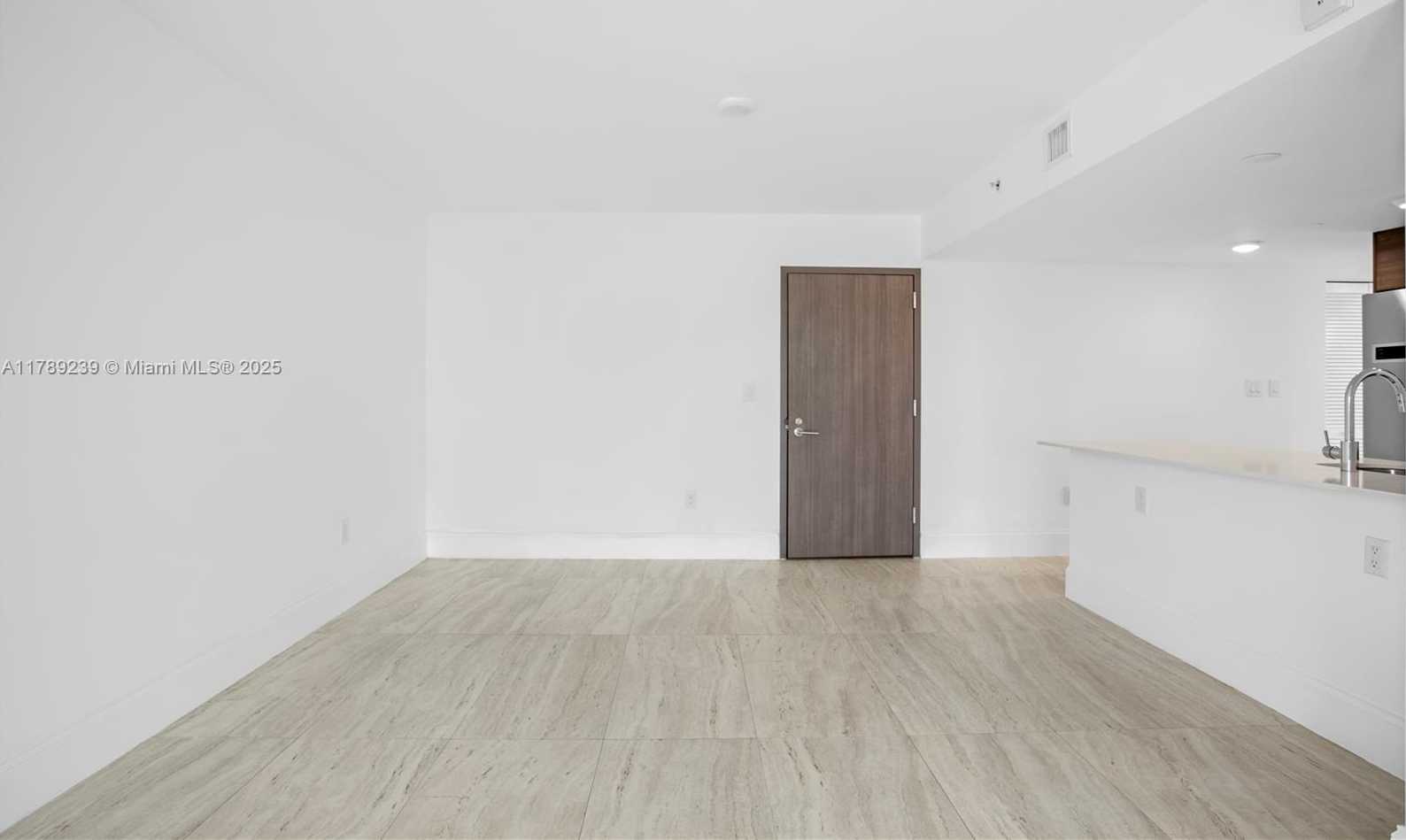 Small Image of 9261 EAST BAY HARBOR DR #606, Bay Harbor Islands Number 7
