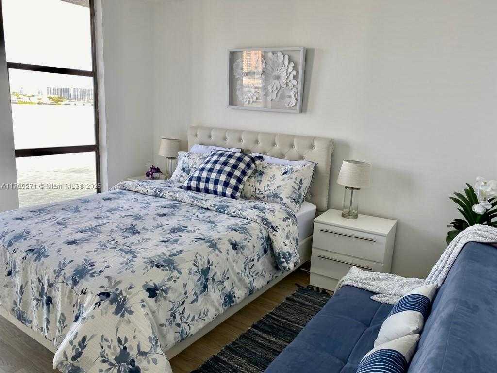 Small Image of 17600 NORTH BAY RD #N607, Sunny Isles Beach Number 13